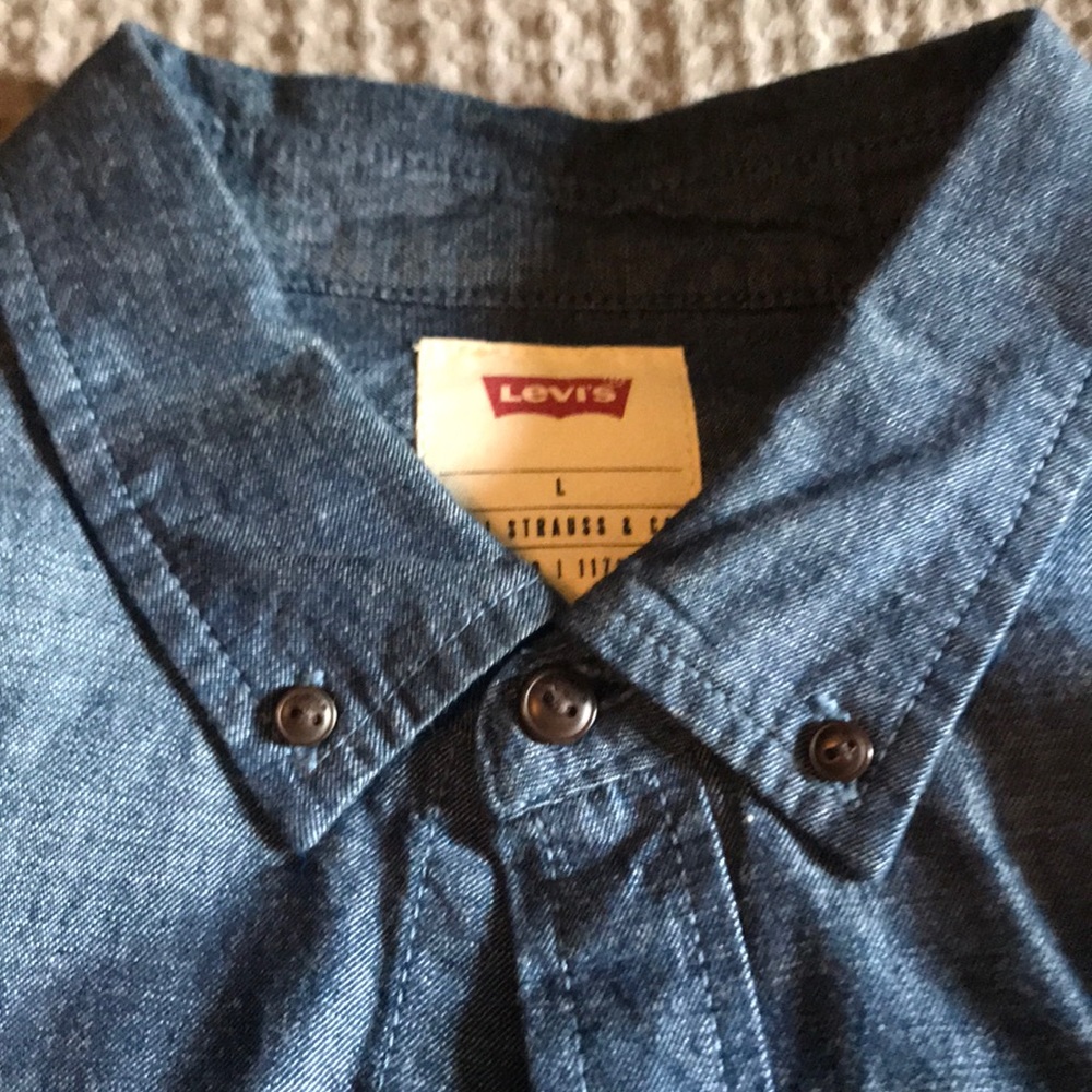 Lightly worn Levi’s denim shirt